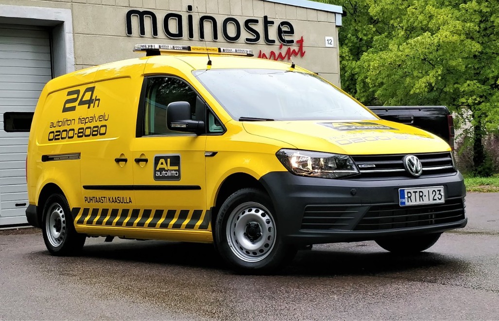 Autoliiton työauton teippaukset