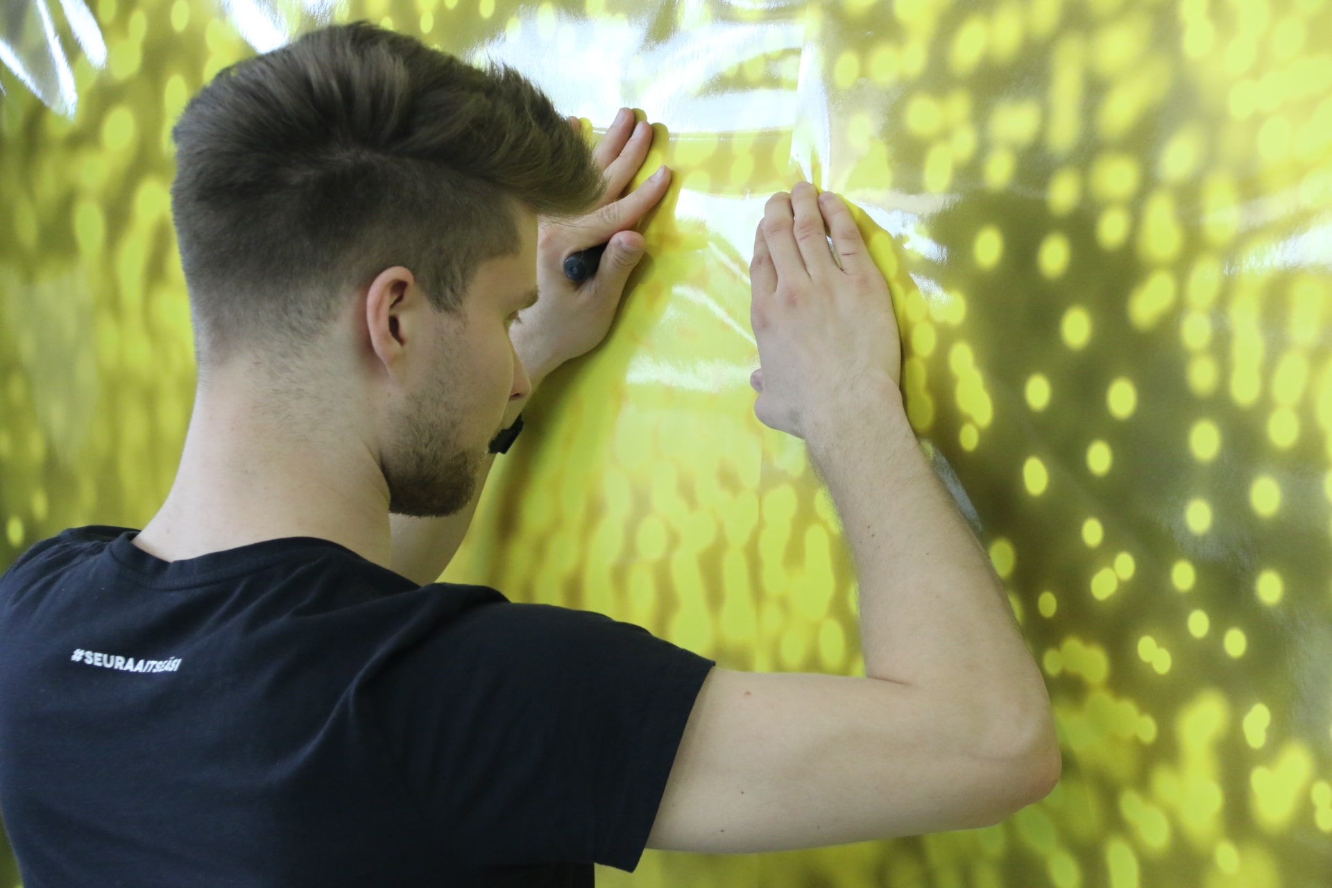 Laminaatti tekee tarran käsittelystä helpompaa